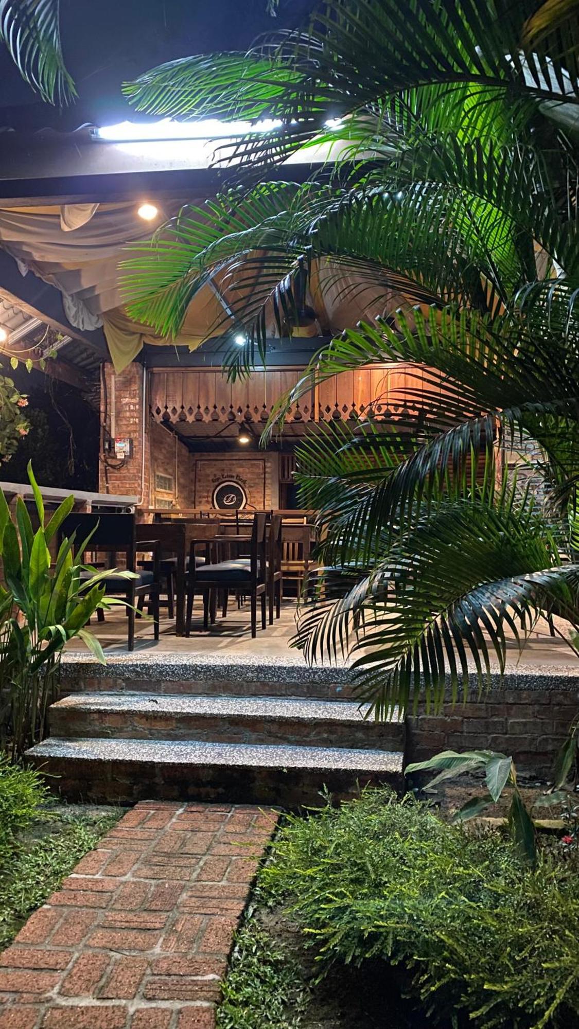 Vila Kebun Puisi Kajang Exteriér fotografie