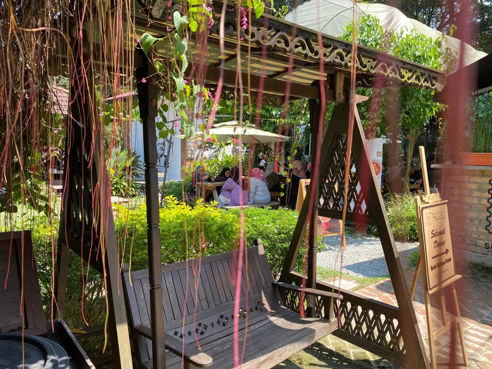 Vila Kebun Puisi Kajang Exteriér fotografie